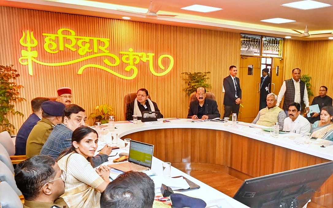 وزیر اعلیٰ نے کمبھ میلہ کی تیاریوں کا جائزہ لیا۔