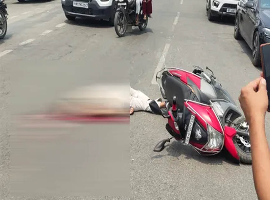 حادث سير مأساوي: شاحنة تدهس سائق دراجة نارية وتودي بحياته